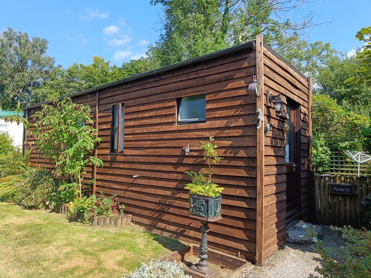 Rivermead Holidays Saint Breward Bagian luar foto